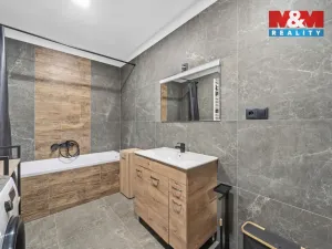 Prodej bytu 3+1, Jaroměř - Jakubské Předměstí, Palackého, 83 m2