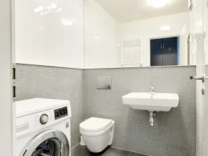 Prodej bytu 2+kk, Praha - Libeň, Novovysočanská, 53 m2