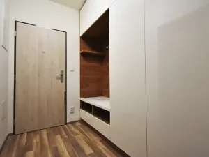 Pronájem bytu 2+kk, Oslavany, náměstí 13. prosince, 49 m2