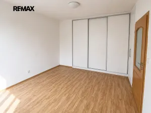 Pronájem bytu 1+kk, Plzeň, Kardinála Berana, 28 m2