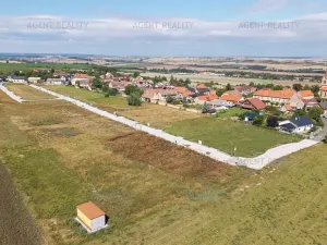 Prodej pozemku pro bydlení, Slaný, 800 m2
