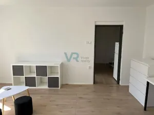 Prodej bytu 2+1, Trhové Sviny, Sídliště, 54 m2