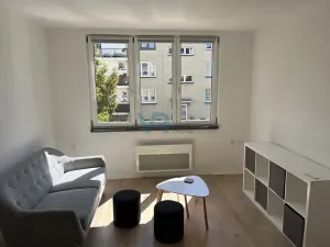 Prodej bytu 2+1, Trhové Sviny, Sídliště, 54 m2