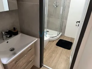 Prodej bytu 2+1, Trhové Sviny, Sídliště, 54 m2