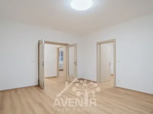 Pronájem bytu 3+1, Zlín, Benešovo nábřeží, 72 m2