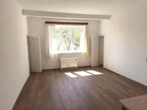 Pronájem bytu 1+kk, Praha - Vokovice, Na dlouhém lánu, 31 m2