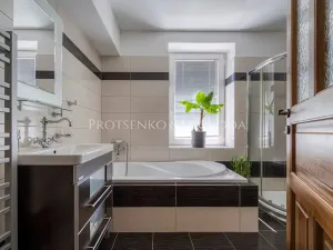 Prodej rodinného domu, Ledečko, 257 m2