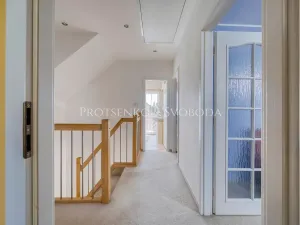 Prodej rodinného domu, Hostivice, náměstí Jana IV. z Dražic, 185 m2