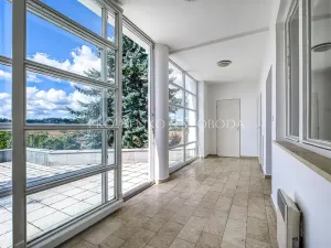 Prodej vily, Křižanov, Benešovo náměstí, 530 m2