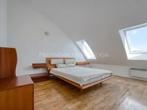 Prodej ordinace, Křižanov, Benešovo náměstí, 530 m2