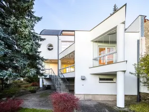 Prodej ordinace, Křižanov, Benešovo náměstí, 530 m2