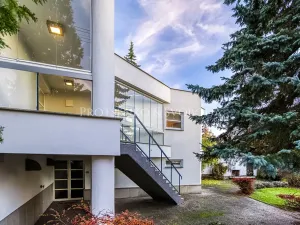 Prodej kanceláře, Křižanov, Benešovo náměstí, 530 m2