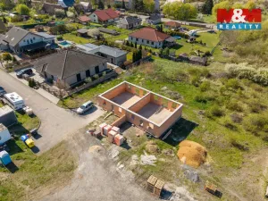 Prodej pozemku pro bydlení, Hrušovany, 827 m2