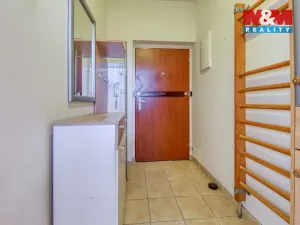 Prodej bytu 1+kk, Černošice, Komenského, 45 m2