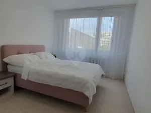 Pronájem bytu 3+1, Praha - Žižkov, Na rovnosti, 75 m2