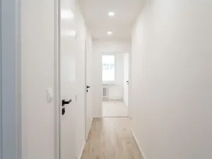 Prodej bytu 2+kk, Praha, Rezlerova, 48 m2