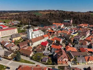 Prodej obchodního prostoru, Kamenice nad Lipou, Dobšova, 270 m2