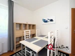 Pronájem bytu 2+kk, Praha - Troja, Velká skála, 50 m2