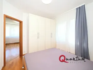 Pronájem bytu 2+kk, Praha - Troja, Velká skála, 50 m2