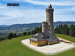 Prodej pozemku pro bydlení, Staré Město, 1438 m2
