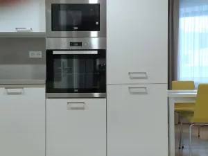 Pronájem bytu 3+kk, Praha, Mukařovského, 66 m2