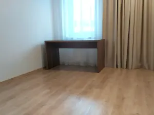 Pronájem bytu 3+kk, Praha, Mukařovského, 66 m2