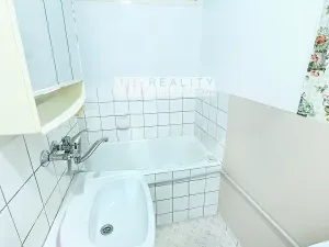 Prodej bytu 2+1, Rosice, Husova čtvrť, 56 m2