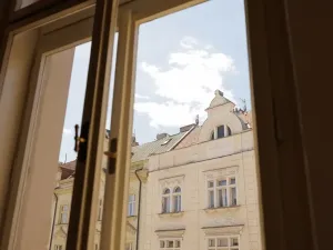 Pronájem bytu 2+1, Praha - Nové Město, Na Zderaze, 86 m2