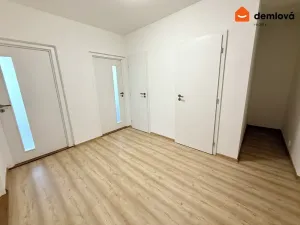 Pronájem bytu 3+1, Praha - Letňany, Místecká, 65 m2