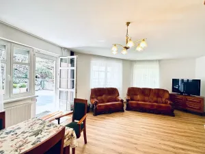 Prodej bytu 4+kk, Karlovy Vary, Zámecký vrch, 177 m2