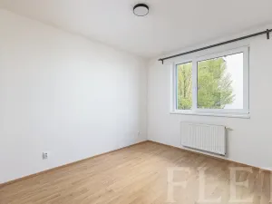 Pronájem bytu 2+kk, Praha - Zličín, Hevlínská, 56 m2