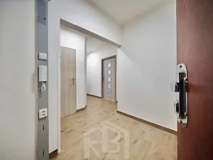 Pronájem bytu 2+kk, Jindřichův Hradec, Nušlova, 43 m2
