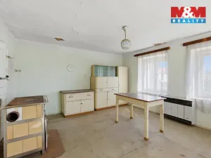 Prodej zemědělské usedlosti, Kněževes, Pražská, 90 m2