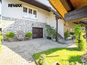 Prodej rodinného domu, Chrášťany, 175 m2