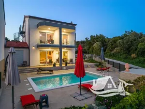 Prodej vily, Šegotići, Chorvatsko, 260 m2