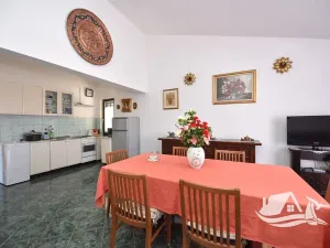 Prodej bytu 3+kk, Pag, Chorvatsko, 69 m2