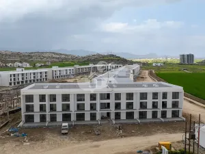 Prodej bytu 2+1, Trikomo, Kypr, 90 m2