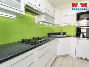 Pronájem bytu 2+1, Ostrov, S. K. Neumanna, 66 m2