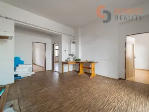 Prodej obchodního prostoru, Břeclav, 17. listopadu, 900 m2