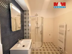 Pronájem bytu 2+1, Lomnice nad Popelkou, Komenského, 67 m2