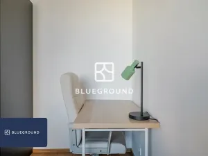 Pronájem bytu 2+kk, Praha - Holešovice, Komunardů, 56 m2