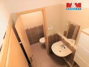 Pronájem bytu 2+1, Cheb, Svobody, 63 m2