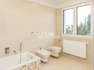 Pronájem vily, Praha, Ke smrčině, 260 m2