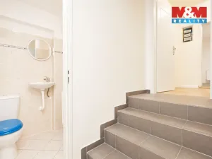 Prodej činžovního domu, Karlovy Vary - Tašovice, Česká, 200 m2