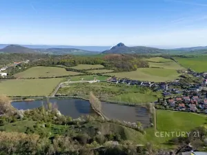 Prodej pozemku pro bydlení, Lužice, 1305 m2