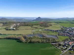 Prodej pozemku pro bydlení, Lužice, 1215 m2