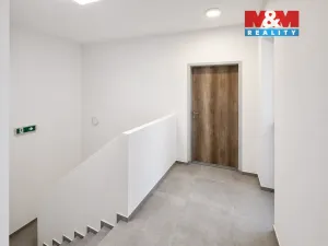 Pronájem bytu 1+kk, Zlín - Malenovice, Jarolímkovo náměstí, 27 m2