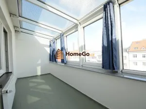 Pronájem bytu 1+1, Praha - Nusle, U gymnázia, 52 m2