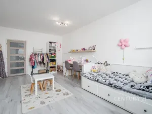 Prodej bytu 3+1, Děčín, Oblouková, 74 m2