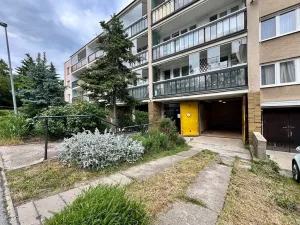 Pronájem garáže, Praha, Od Vysoké, 15 m2
